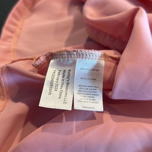 Bailey’s Blossoms Pink Ruffle Pinafore, Toddler Girl Size 2T - Picture 4 of 5